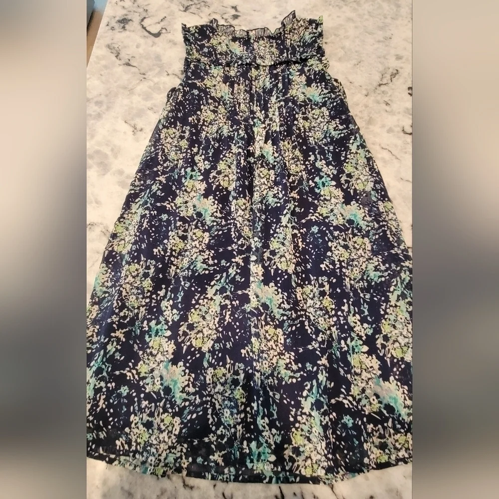 Sleeveless Roz & Ali Flutter Dress - Picture 2 of 6